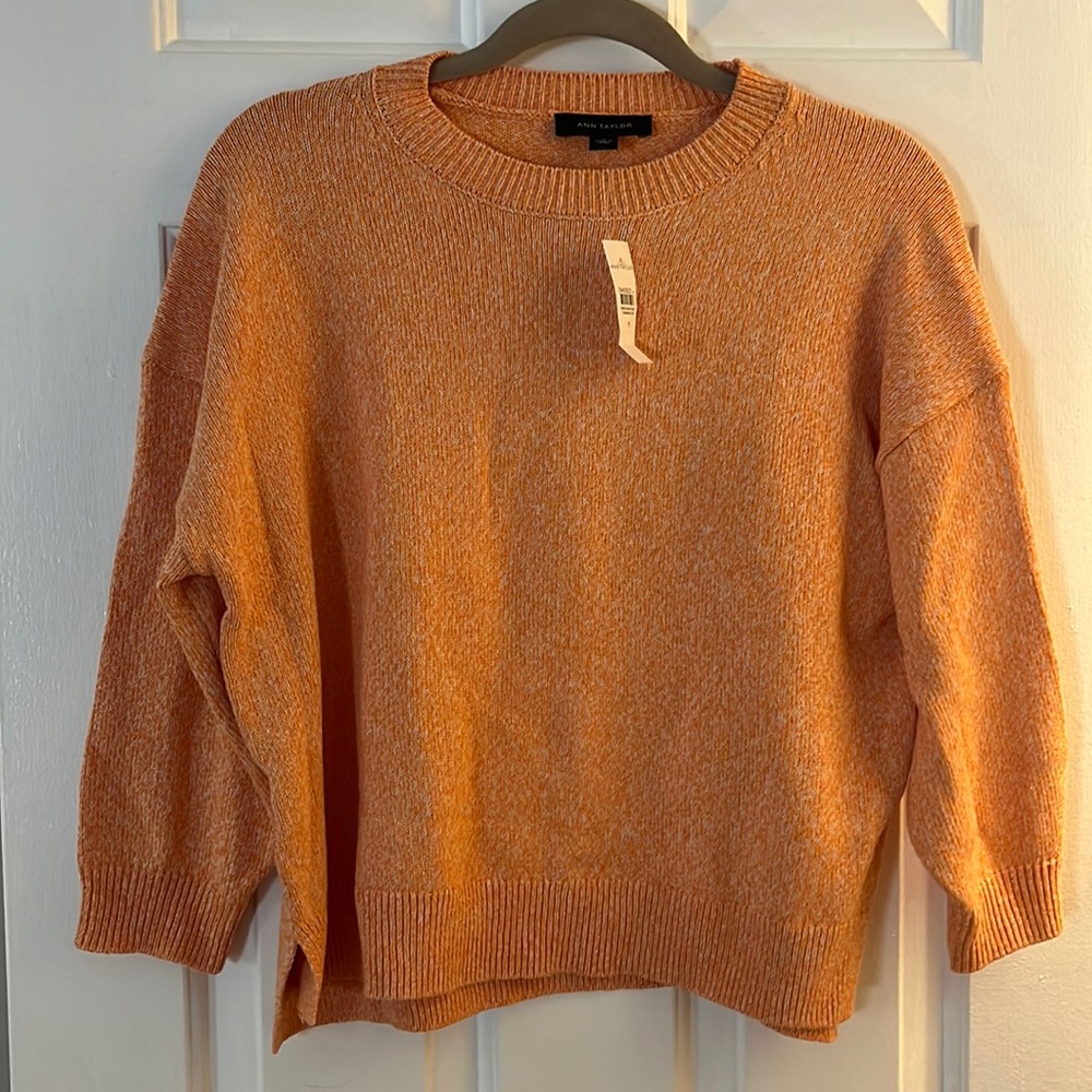 NWT! Ann Taylor Orange Crew neck Sweater, size medium